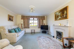 Sitting Room- click for photo gallery